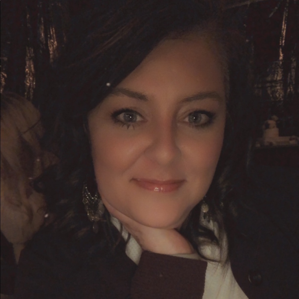 Meet your Posher, Tonya